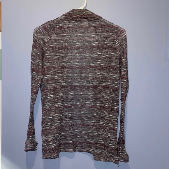 ✨2/$10 (LG) Kirra Cardigan - Picture 2 of 4